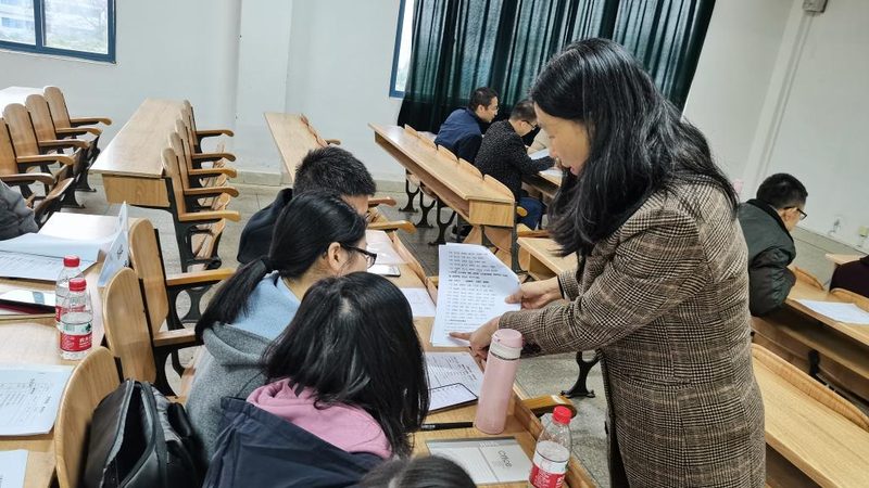 小标题：价格背后的价值考量