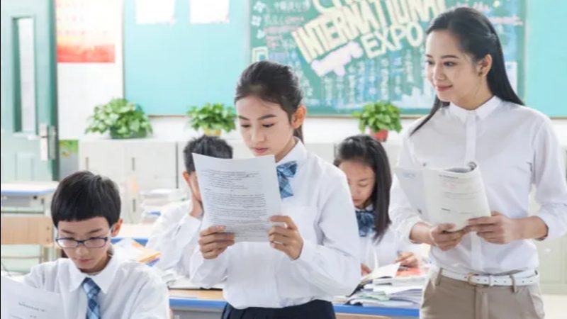 英语二教材选哪个？揭秘不同版本的特点与适用人群